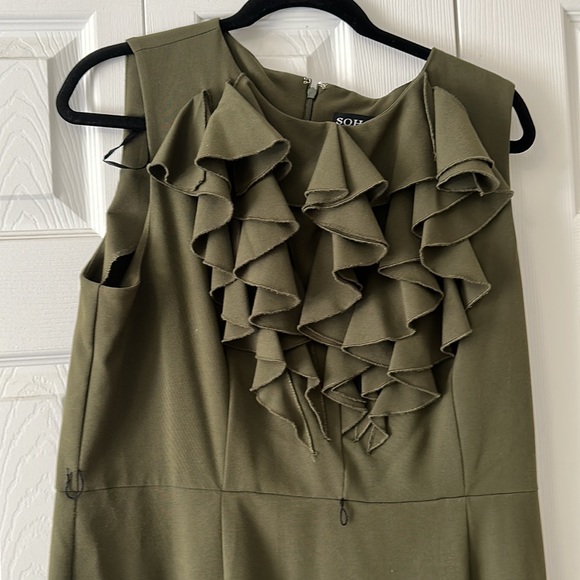 Olive green dress with ruffles, can wear to a business meeting or a party - Picture 2 of 5
